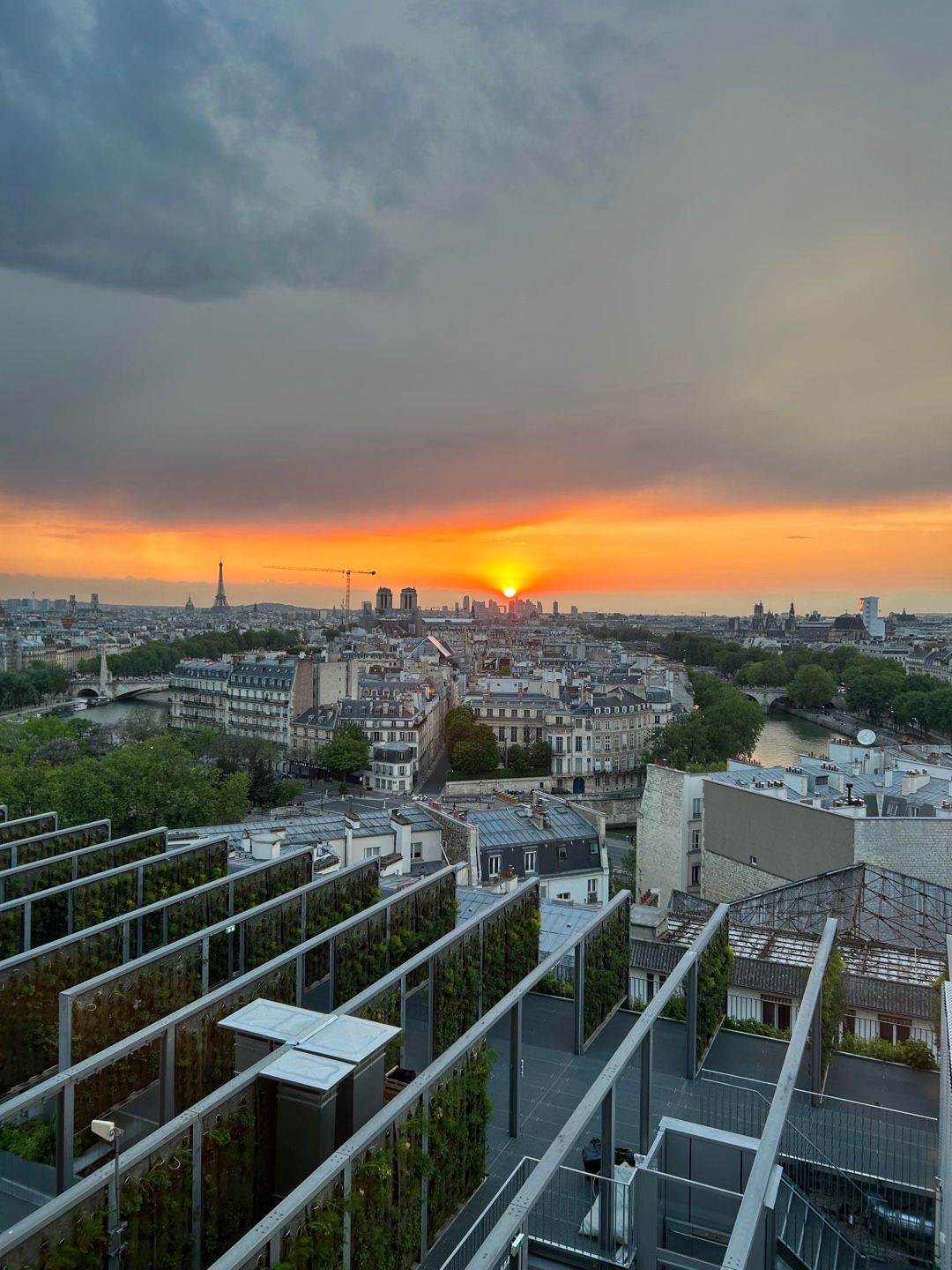 Image of spot SO/ PARIS recommended by CW Hirsch