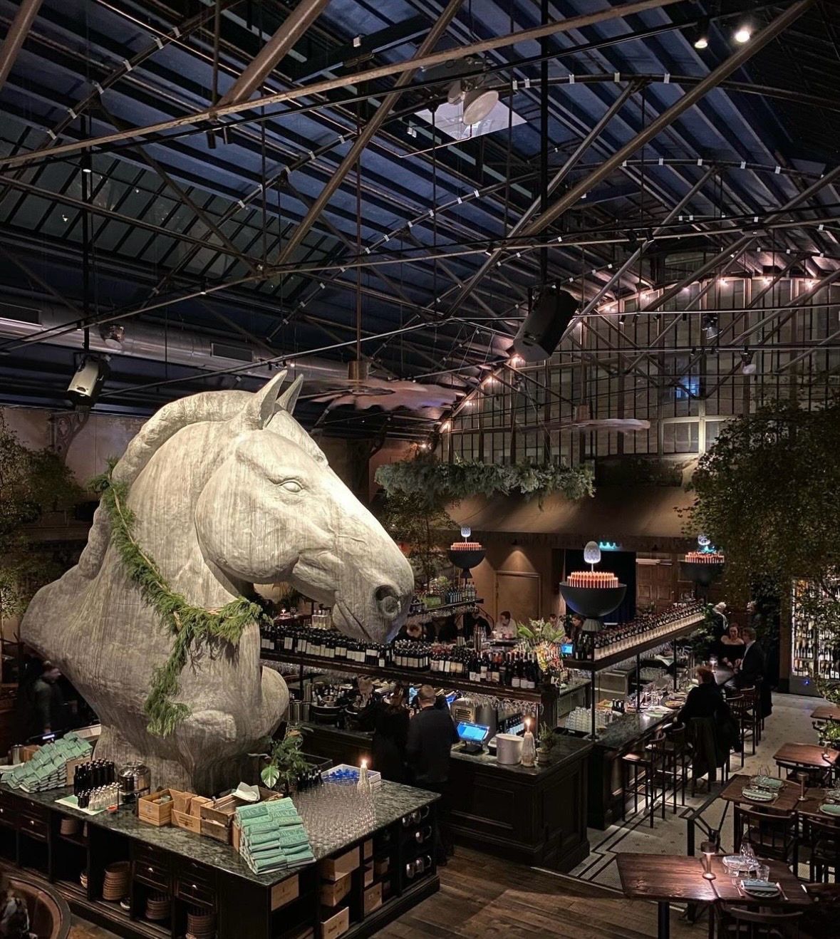 Image of spot TAVOLO recommended by Oscar Salen