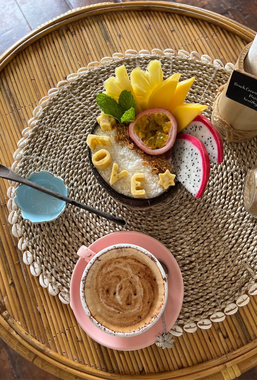 Image of spot Beach Coconuts Bowls recommended by Victoria Brodd