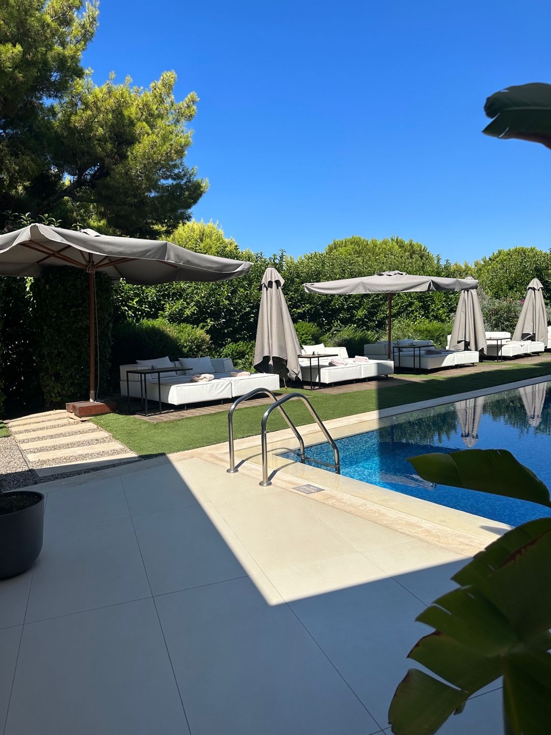 Image of spot Somewhere Boutique Hotel Vouliagmeni recommended by Shirin Aliyar