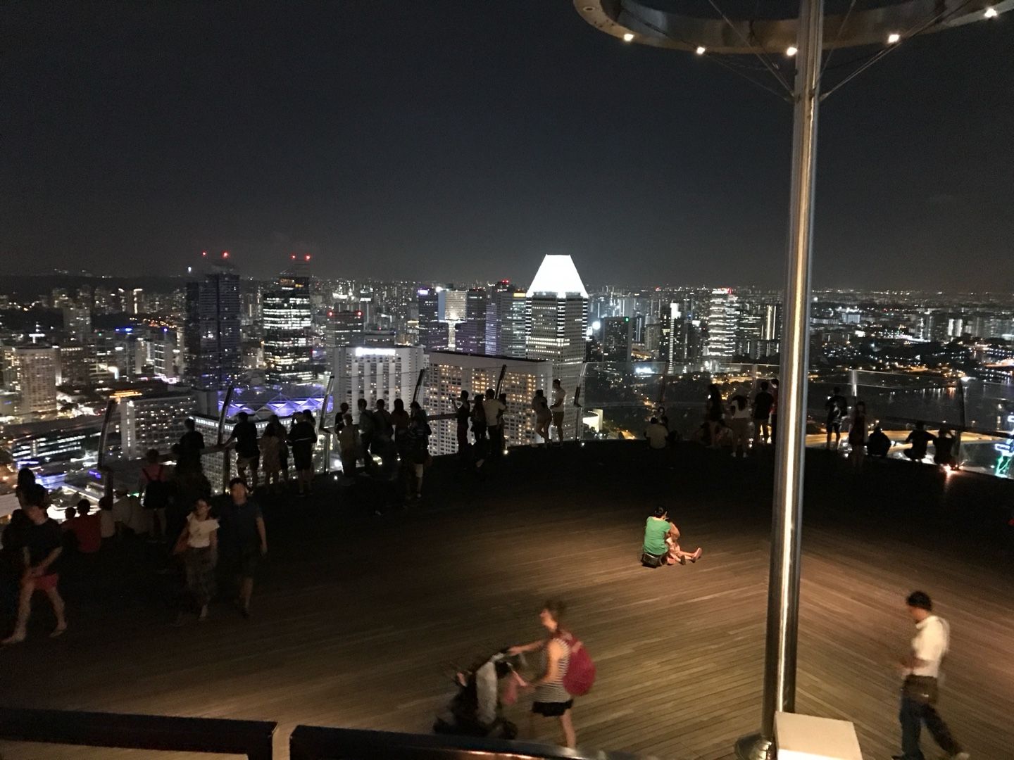 Image of spot CÉ LA VI Singapore: Restaurant, SkyBar & Club Lounge recommended by Oscar Salen