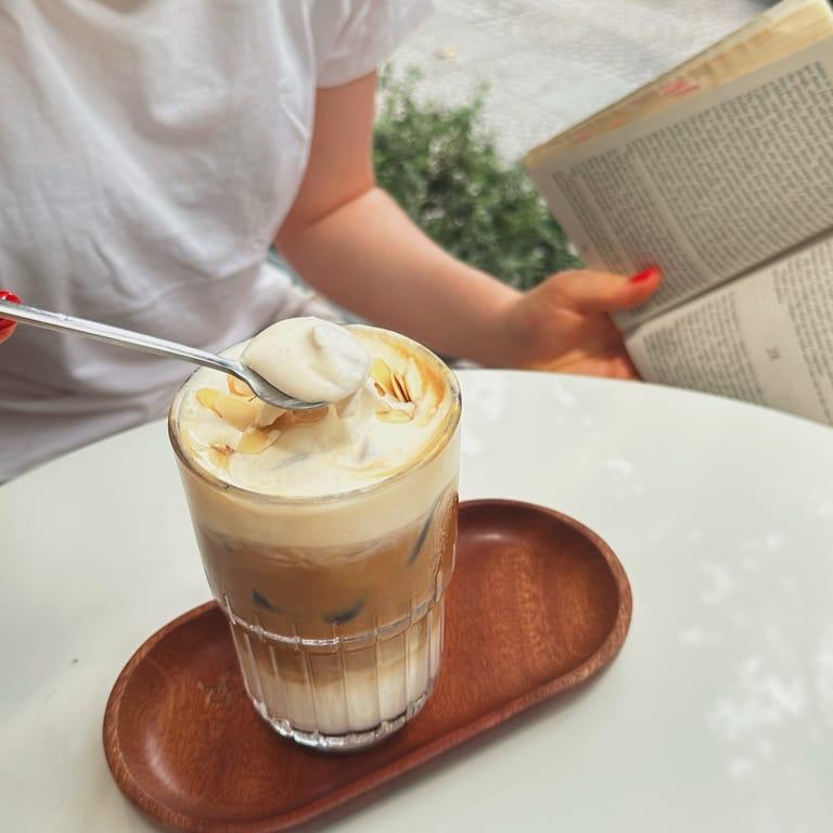 image of The Running Bean Hồ Tùng Mậu - Coffee and Brunch