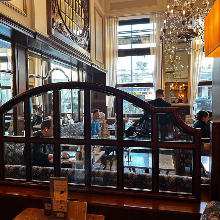 image of Café Mozart