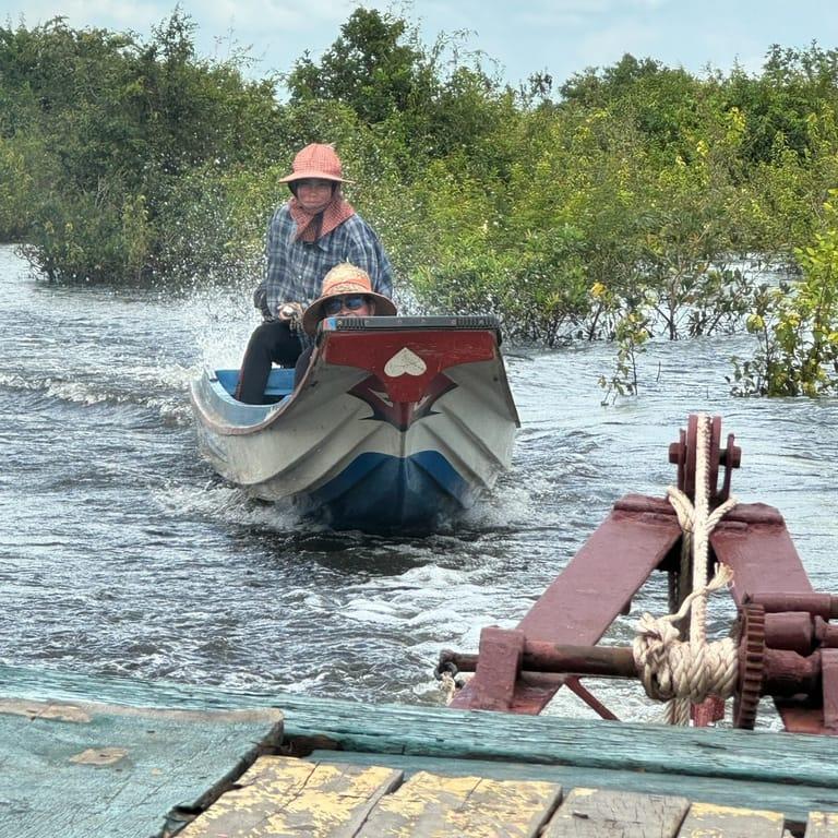 image of Tonle Sap River and Lake Boat Cruise Ticket Counter
