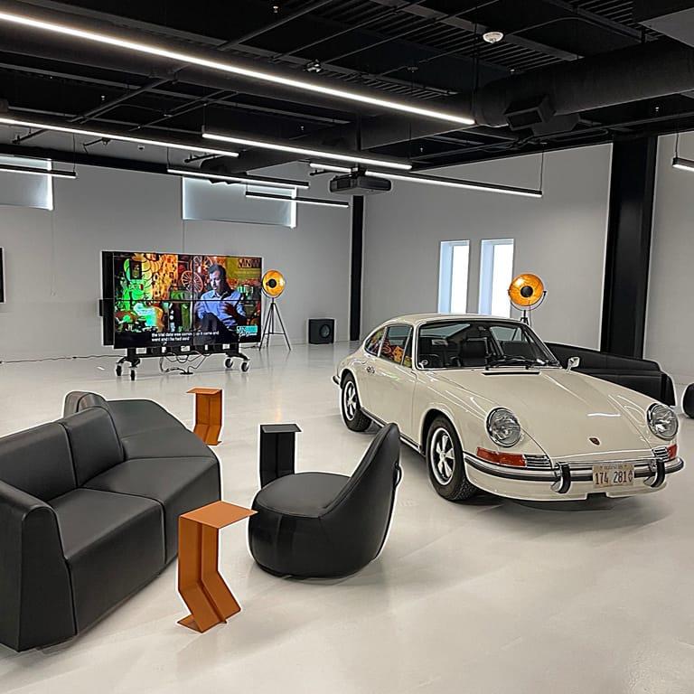 image of WAREHOUSE Motorclub