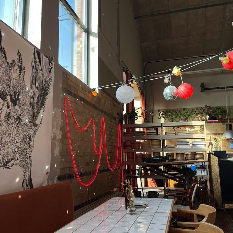 image of Rollin Bistros Backyard