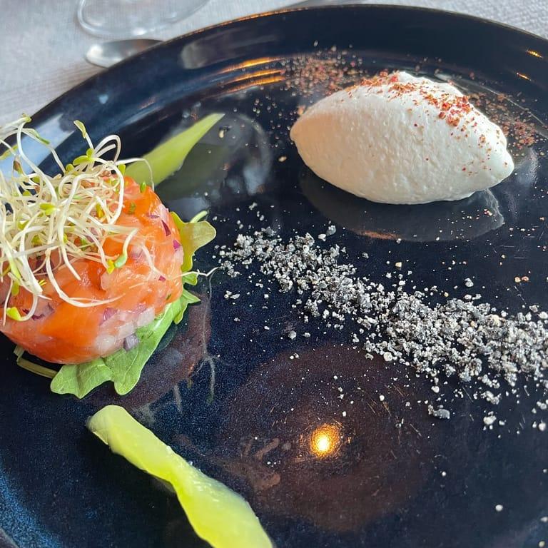 image of Snowhotel Kirkenes Restaurant