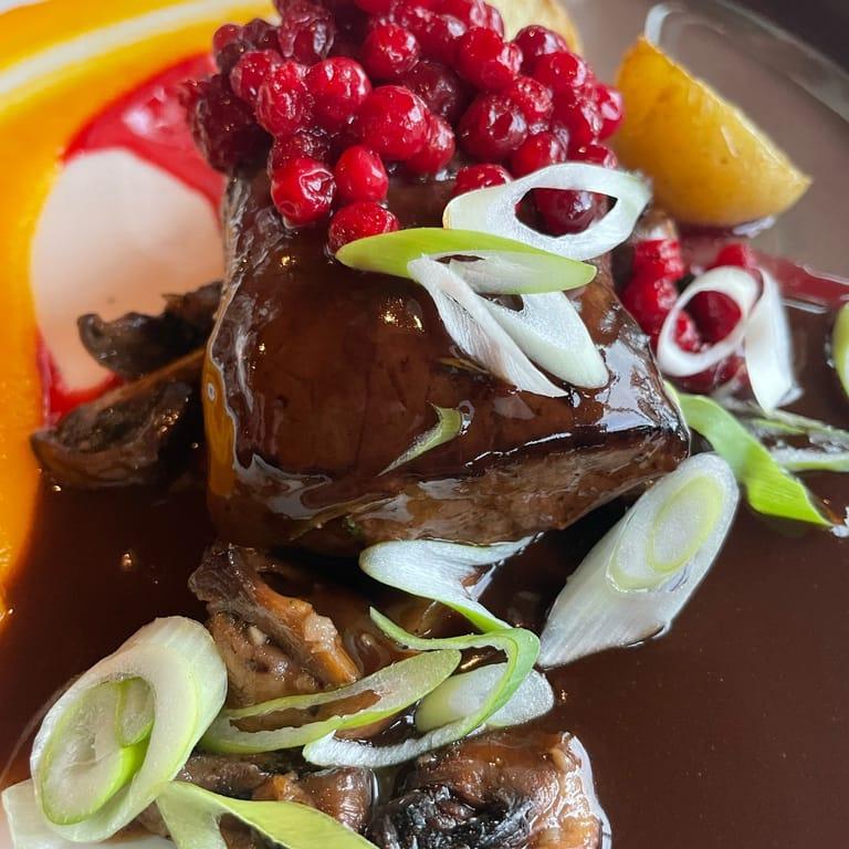 image of Snowhotel Kirkenes Restaurant