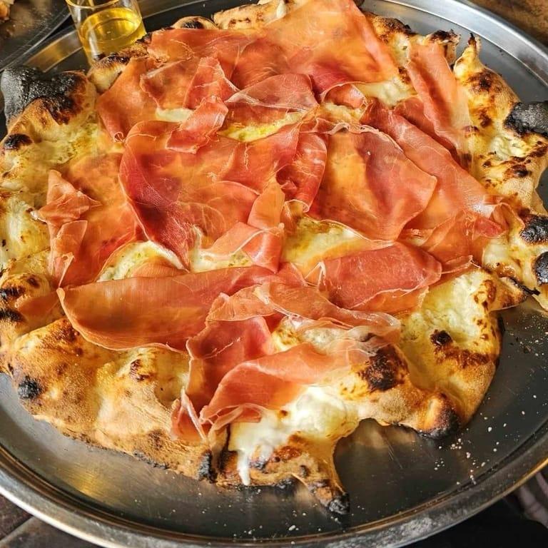 PST Roppongi (Pizza Studio Tamaki Roppongi)