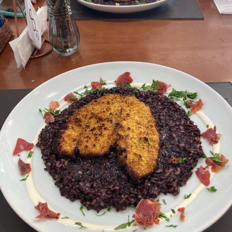 image of Cerejeira em Flor | Bistrô Café e Doceria