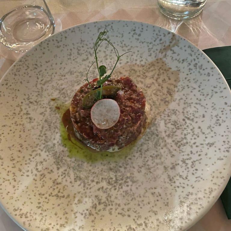 image of F R A N K A - rooms, wine, kitchen