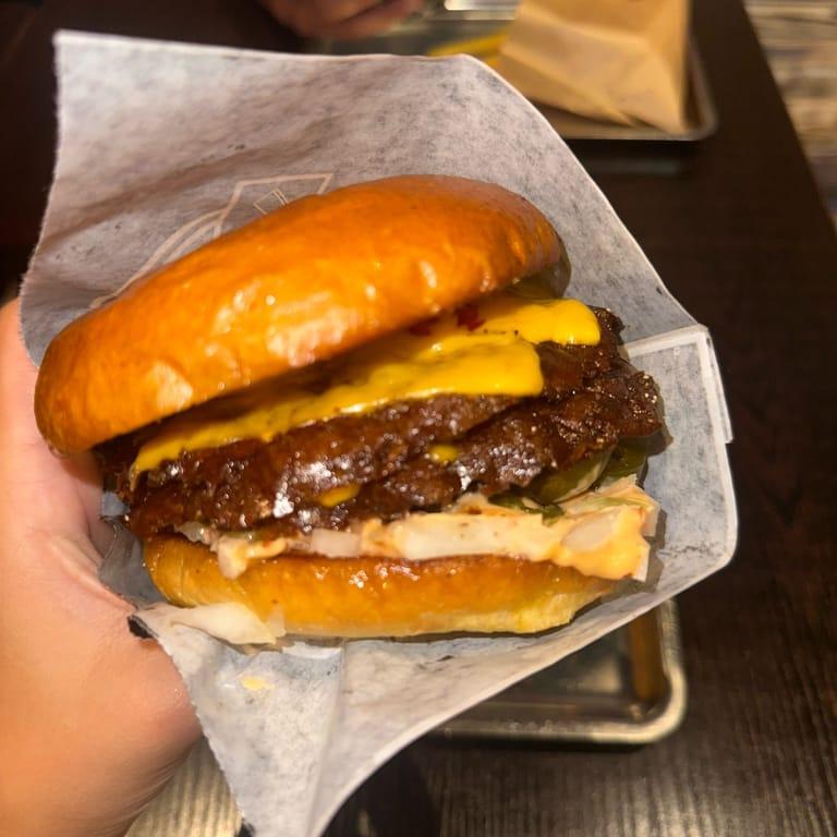 image of Rekas Burgers