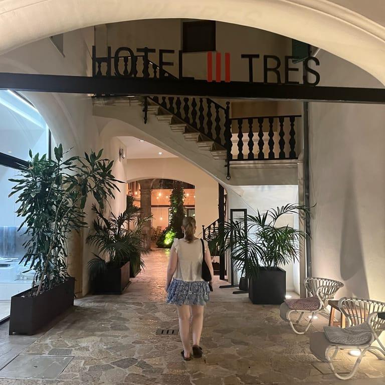 image of Petit Palace Hotel Tres