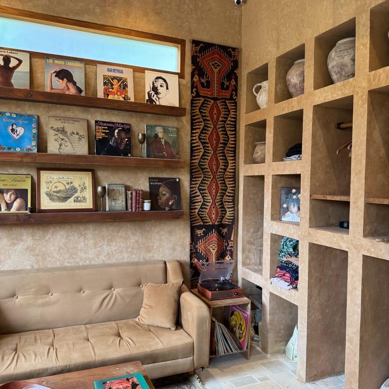 image of FLEUR - Café - Atelier d’artistes