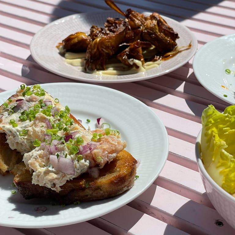 image of Grå Gåsen Hotell & Restaurang