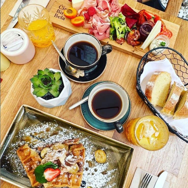 image of Ćiri Biri Bela