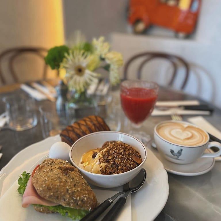 image of Café Saturnus