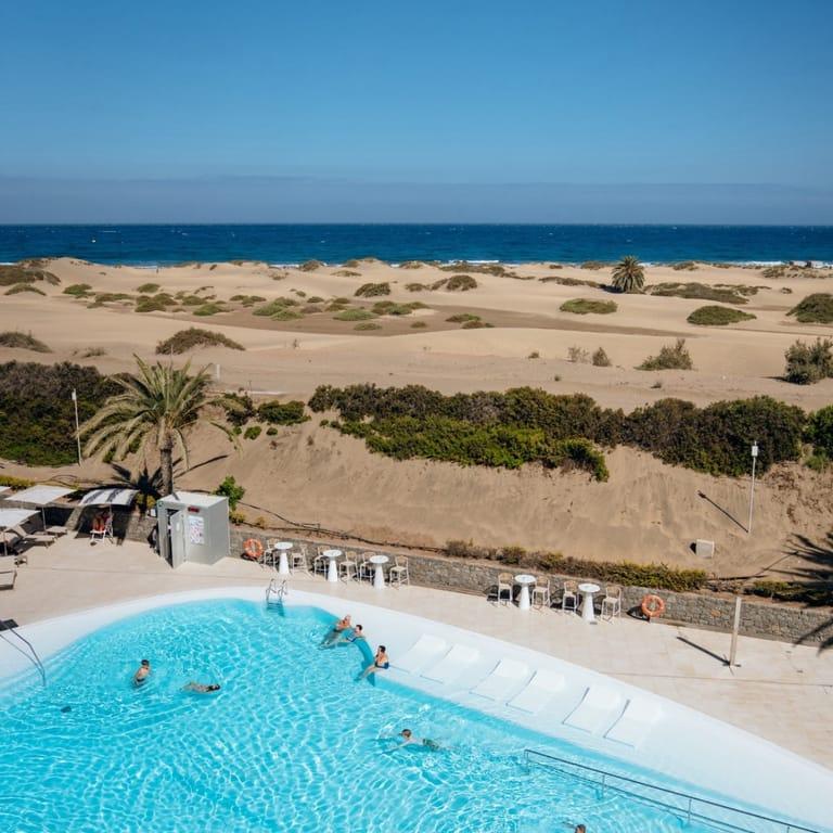 image of Santa Mónica Suites Hotel