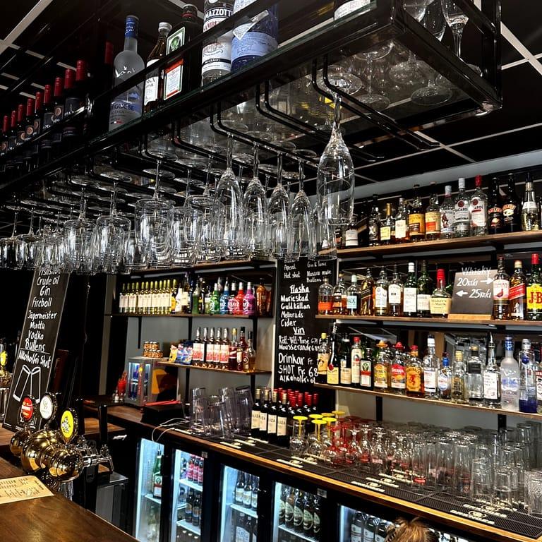 image of Bullens Bar & Restaurang