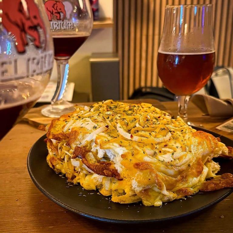 image of La Mala Buena - Craft Beer & Food