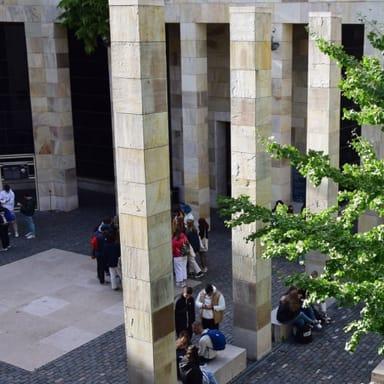 Image of the location Holocaust Memorial Center