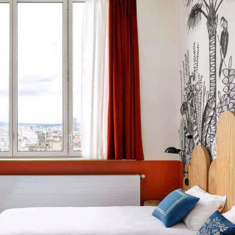 Caulaincourt Square Hostel