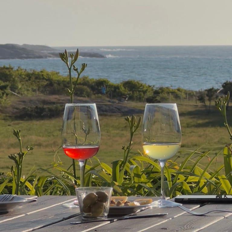 image of Bastes kafé och vinbar