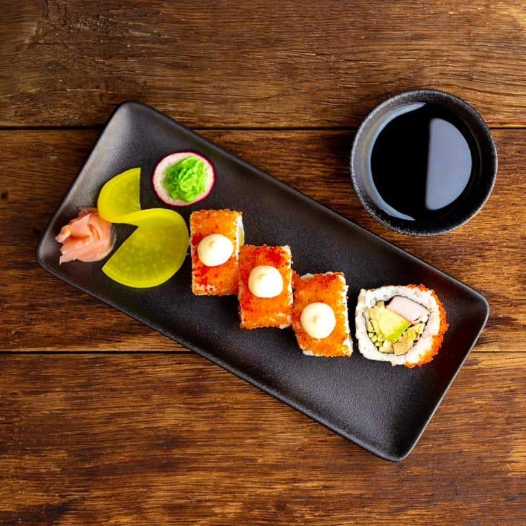 image of SILK - Pan-Asian Fusion and Izakaya, Split