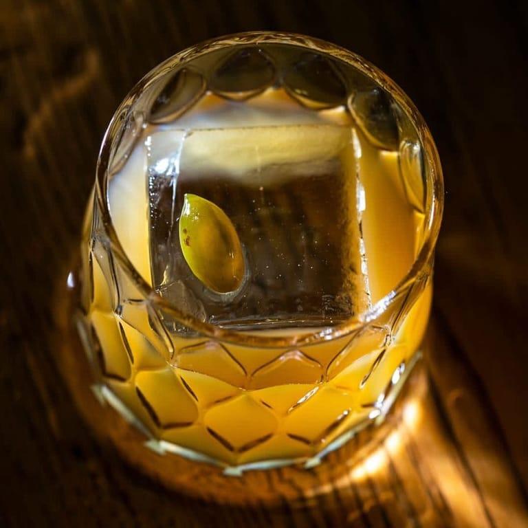 KINKY Bar, House of Spirits