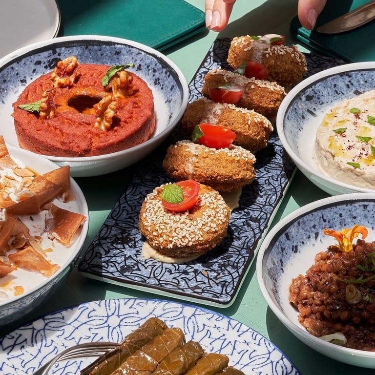 image of Four Seasons Hotel Cairo at Nile Plaza