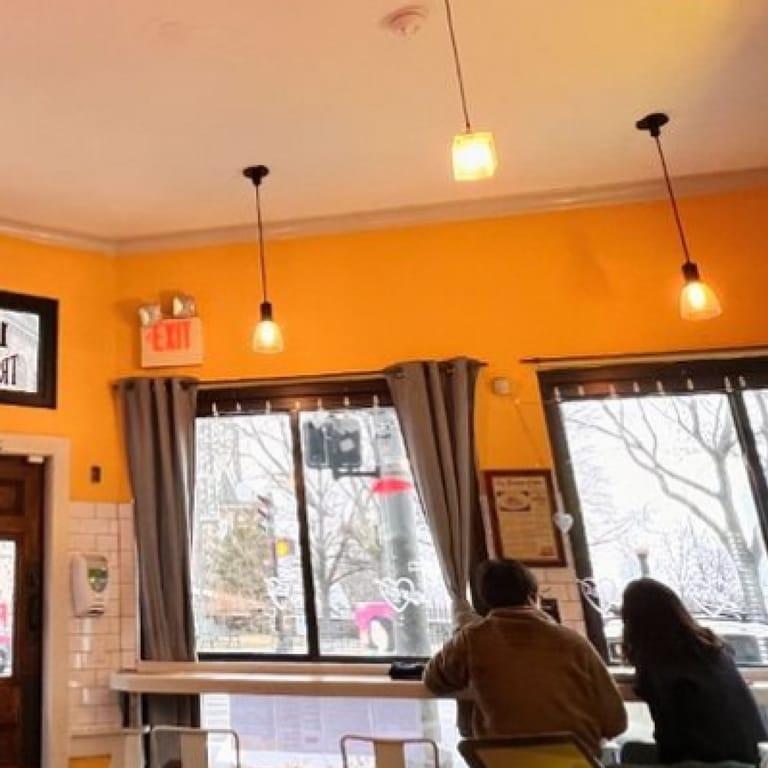 image of Lilly's Gourmet Pasta Express