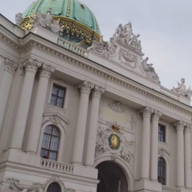 image of Spanish Riding School