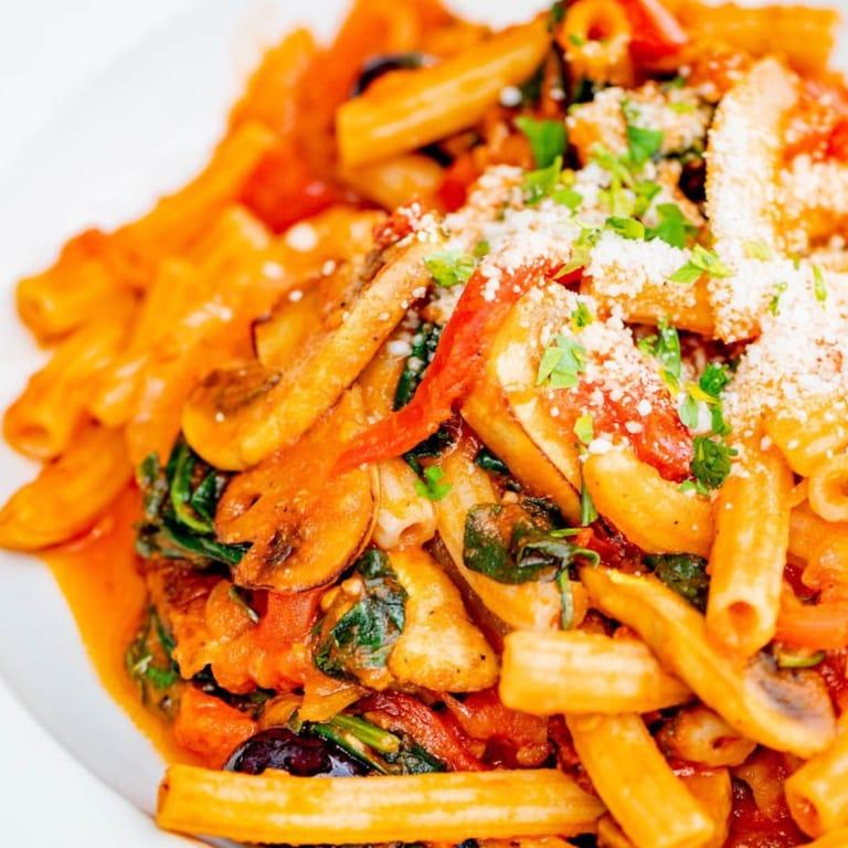 image of Lilly's Gourmet Pasta Express