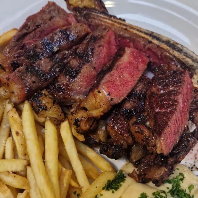 image of Clemens Kött & Husman