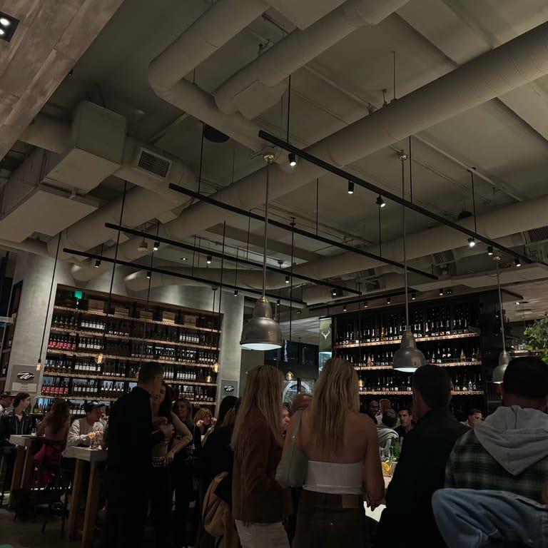 Wally's Santa Monica