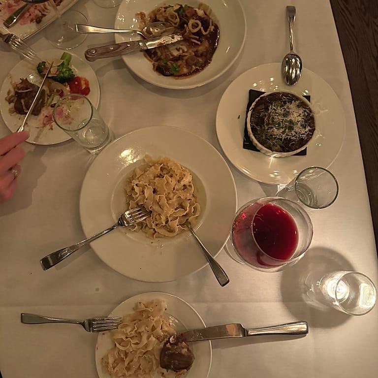 image of Crossroads Kitchen - Melrose