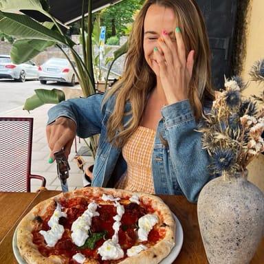 image of Savoj Pizza Vasastan