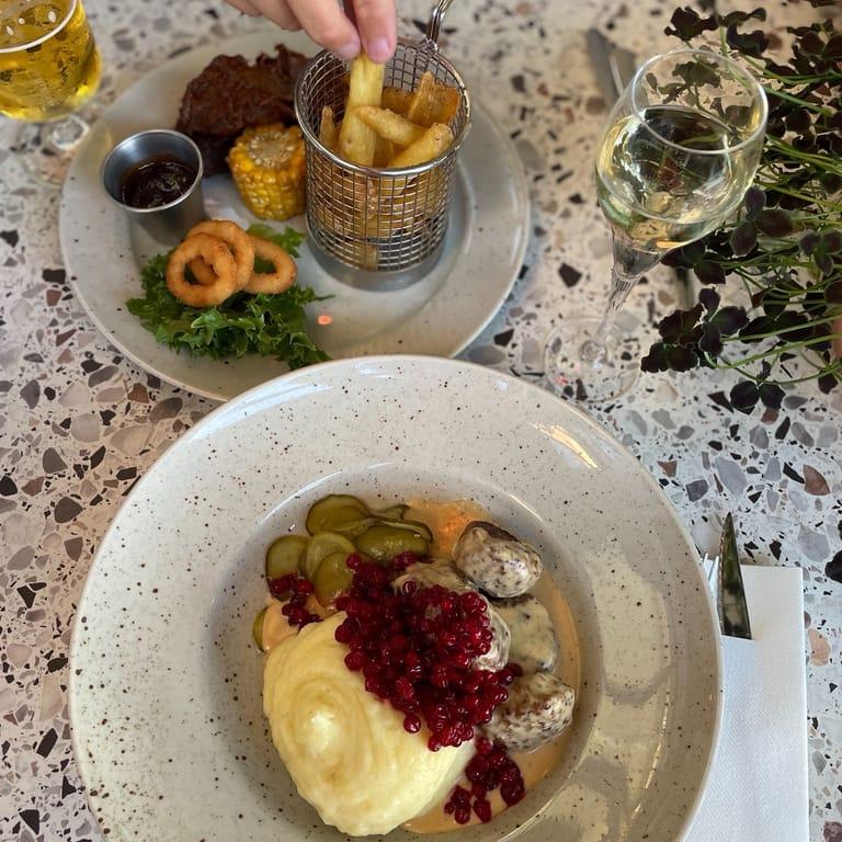 image of Pink Bistro