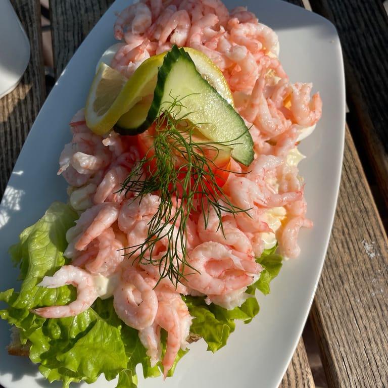 image of Kaffestugan Grännaberget - Öppet dagligen 11-20 tom sista augusti.