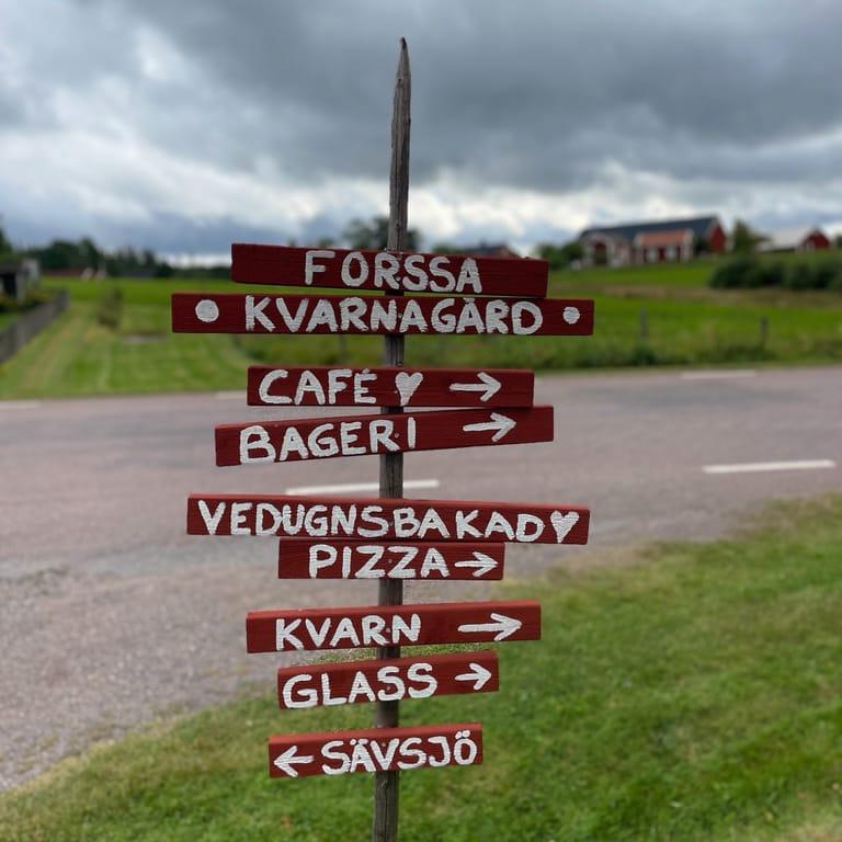 image of Forssa Kvarnagård - café, vedugnsbakad surdegspizza, eget bageri, egen kvarn