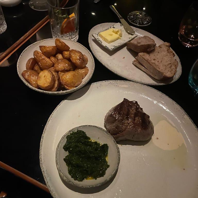 image of Café & Restaurant Motto am Fluss