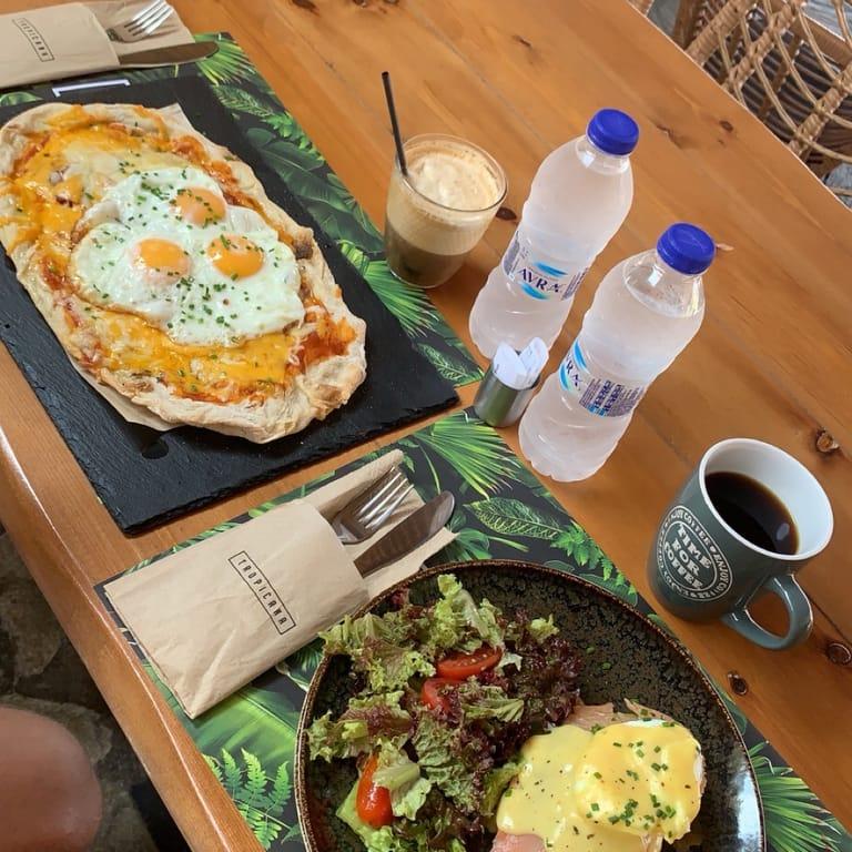 Tropicana Cafe Snack Bar