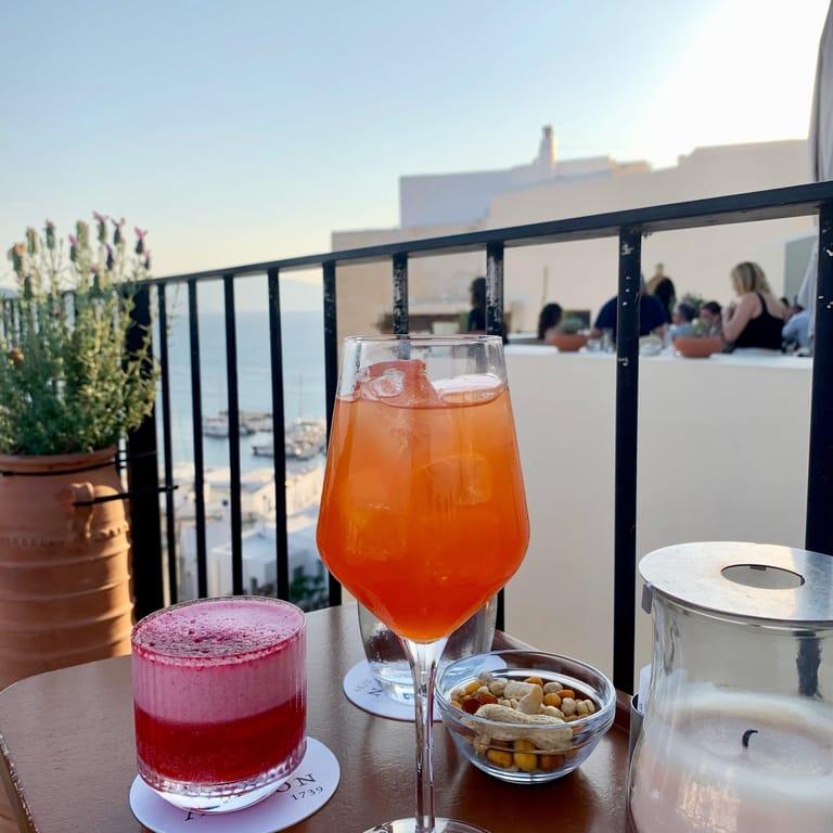 image of AVATON 1739 - Coffee & Wine Roof