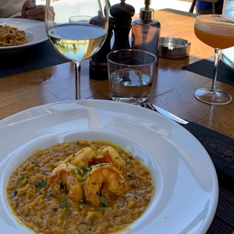 Queens Room Club Restaurant