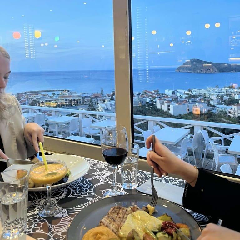 image of Astrea restaurant Ano Platanias