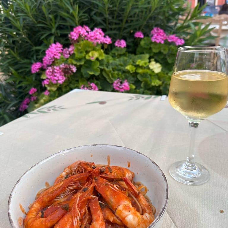 image of Takis Taverna Family