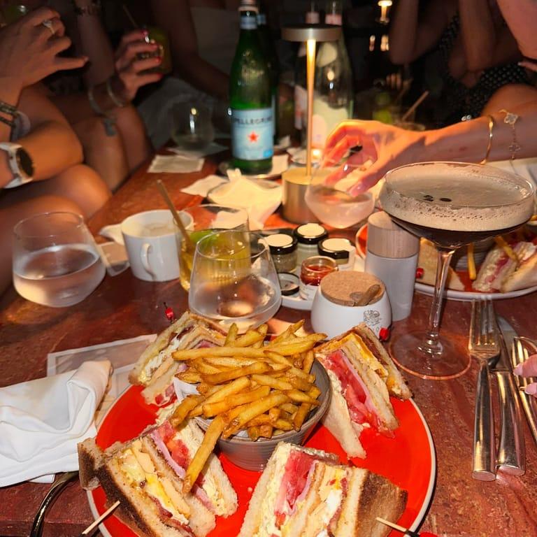 image of B. Lounge & Bar at Byblos Saint-Tropez