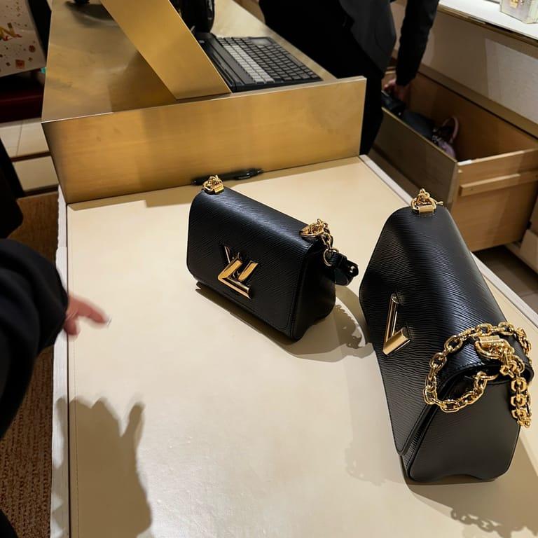 image of Saks Fifth Avenue