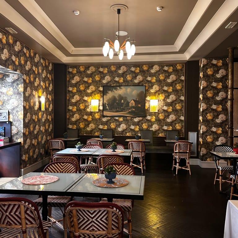 image of TB PLACE ROMA