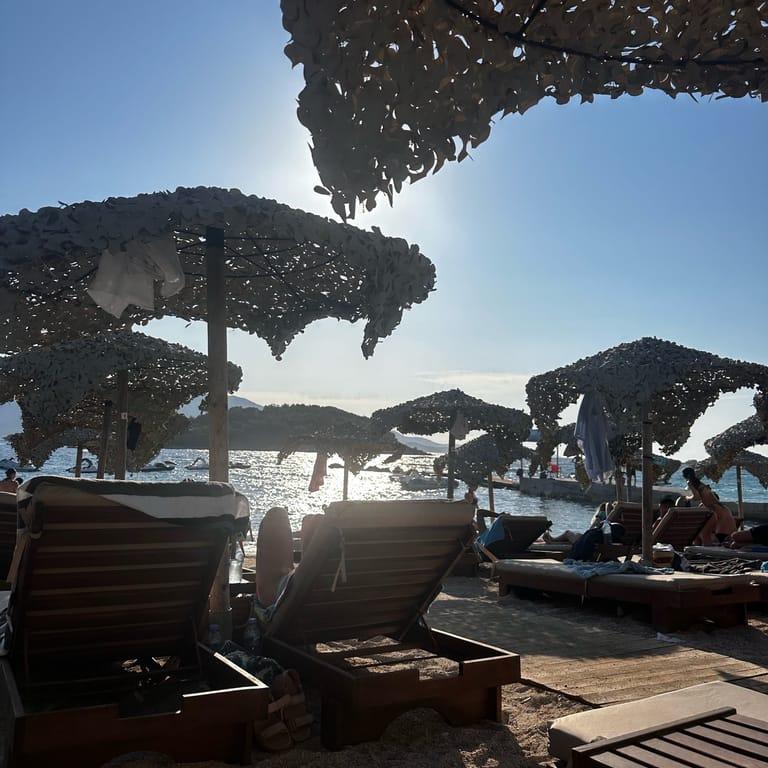 image of Ostro Beach Bar & Restaurant
